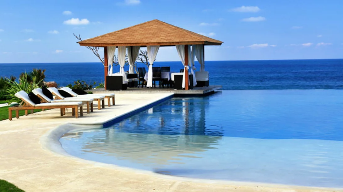 Βουτιές σε τρία πανέμορφα εξωτικά νησιά!