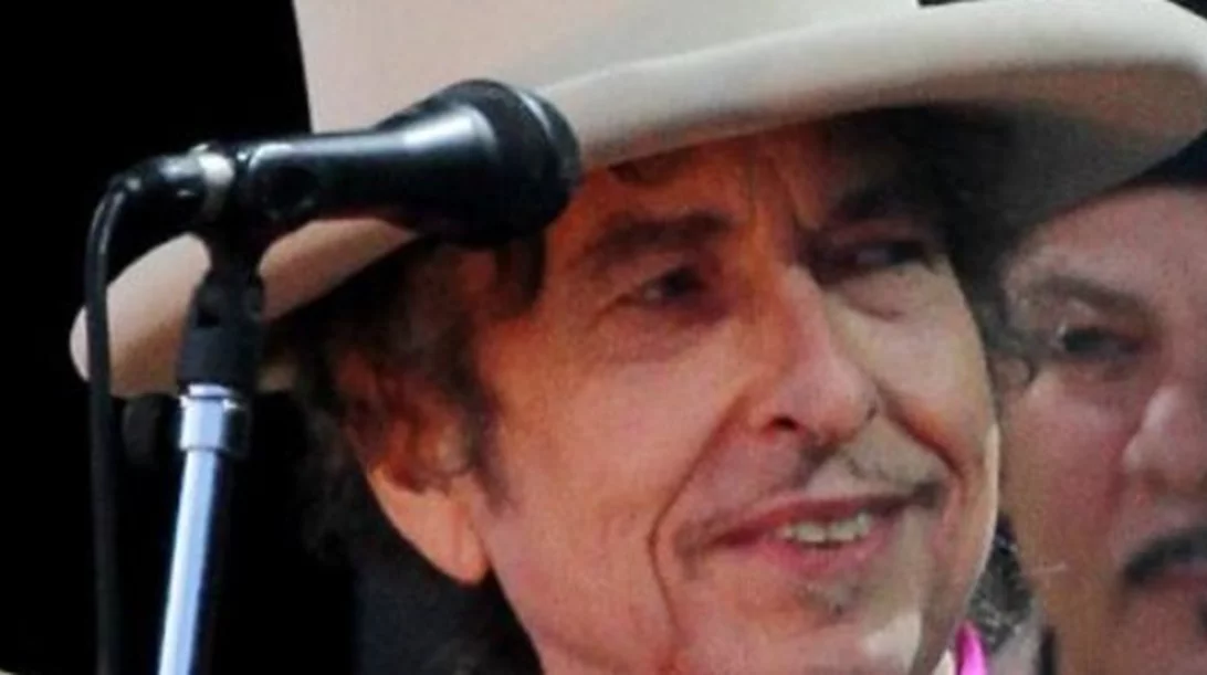 Οι 10 κορυφαίοι τραγουδοποιοί 