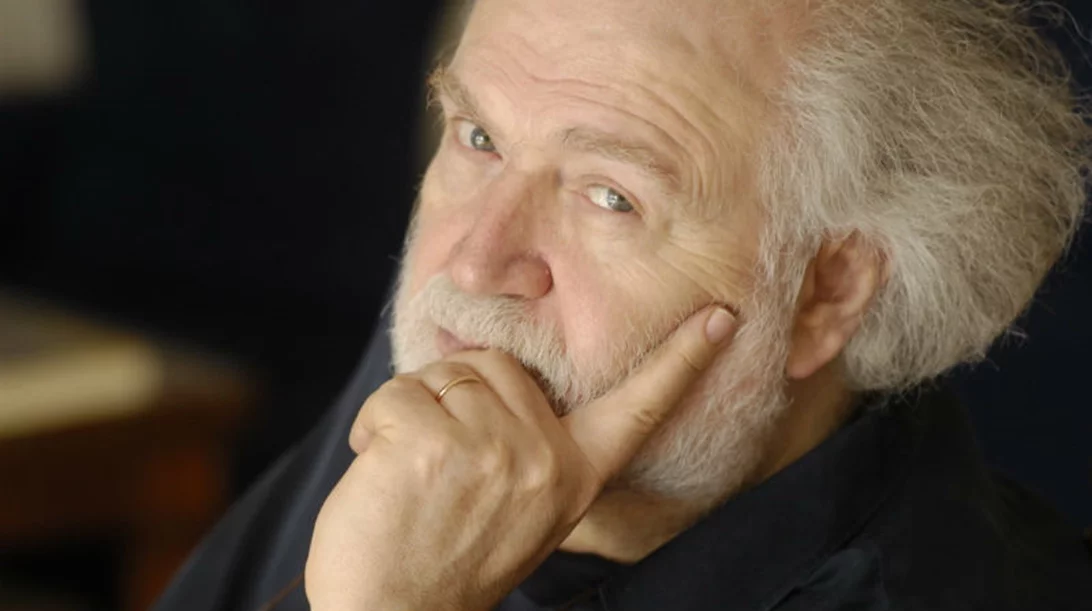 Ο Γιάννης Μαρκόπουλος μας μιλάει για τον "Κρητικό ορίζοντα" και τη συναυλία του στο Βεάκειο