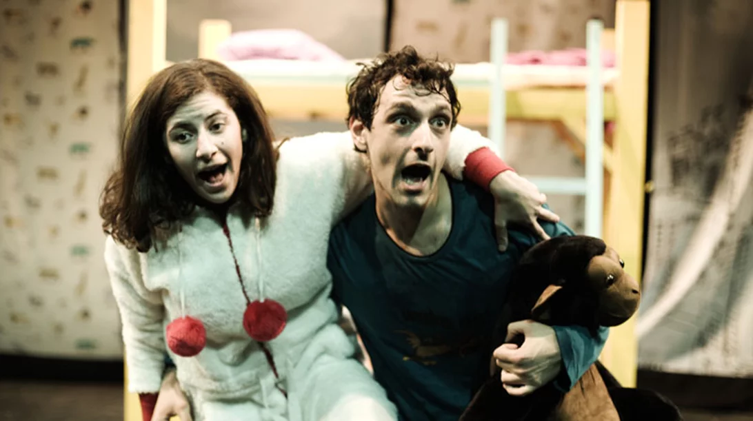 «Βάσος και Βιβή»: δυο ηθοποιοί γίνονται παιδιά και ...ψυχαναλύονται!