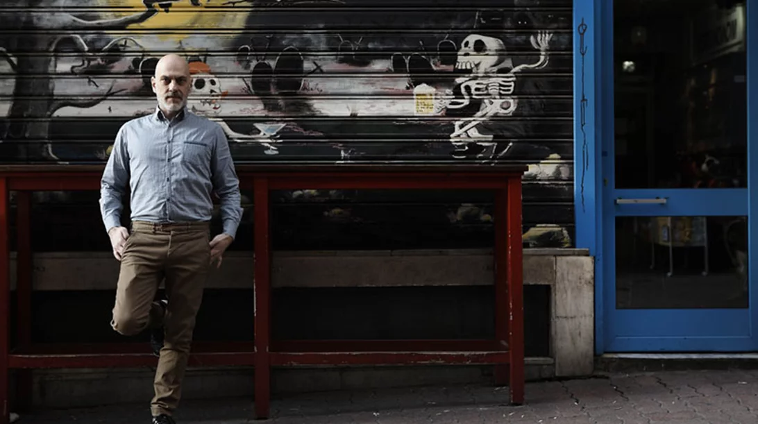 Θάνος Προυνάρους: «Όλοι έχουν το δικαίωμα να προσφέρουν στον εαυτό τους ποιότητα»