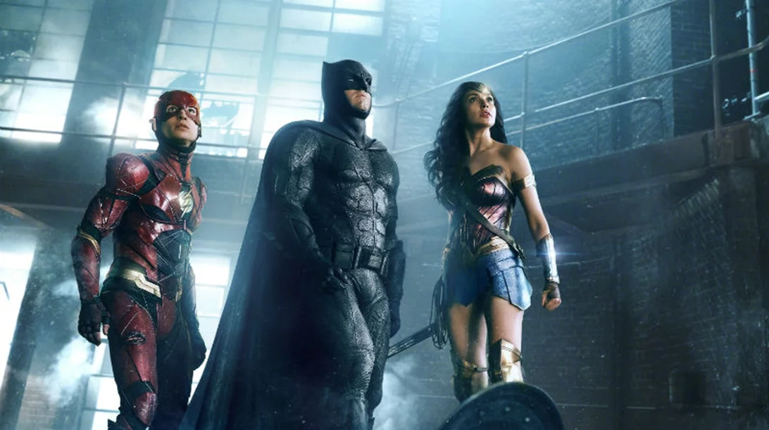 Batman, Wonder Woman και... μερικοί ακόμη υπερήρωες στο τρέιλερ του «Justice League»!