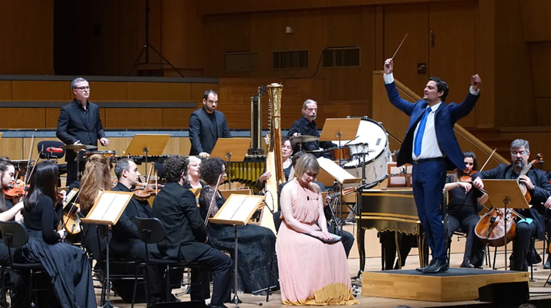 Καμεράτα-Πέτρου απογειώνουν Βιβάλντι και Χατζιδάκι