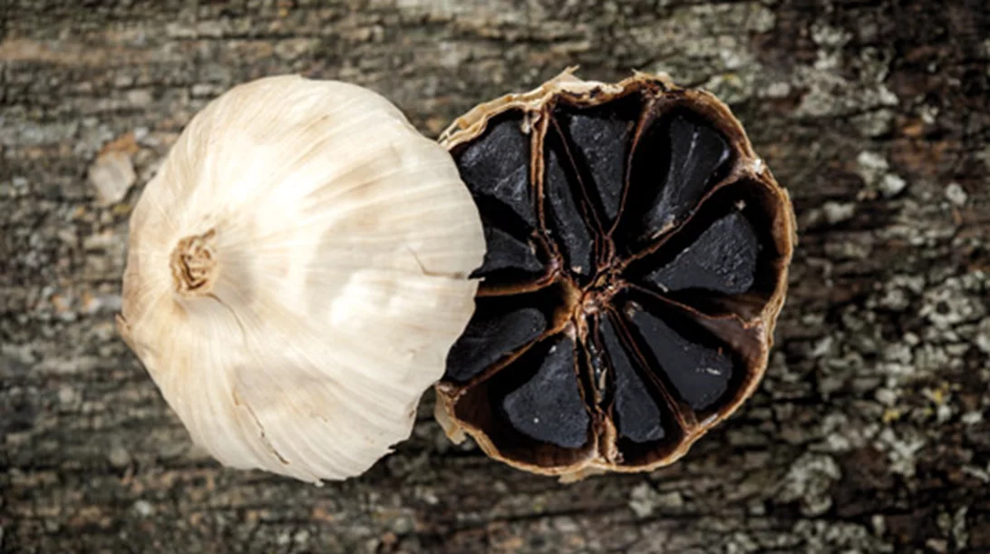 Το σκόρδο φορούσε μαύρα!