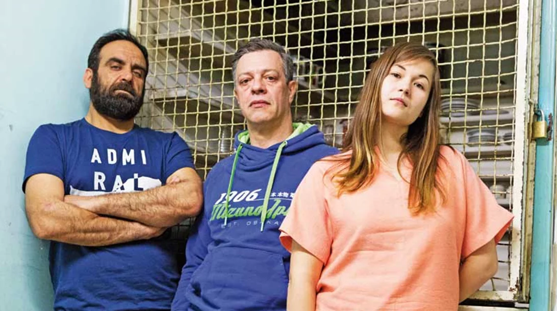 Θέατρο σε παλιό σταθμό της ΔΕΗ, Ομόνοια και αστικά λεωφορεία… Αυτό είναι το «εναλλακτικό» φεστιβάλ Αθηνών!