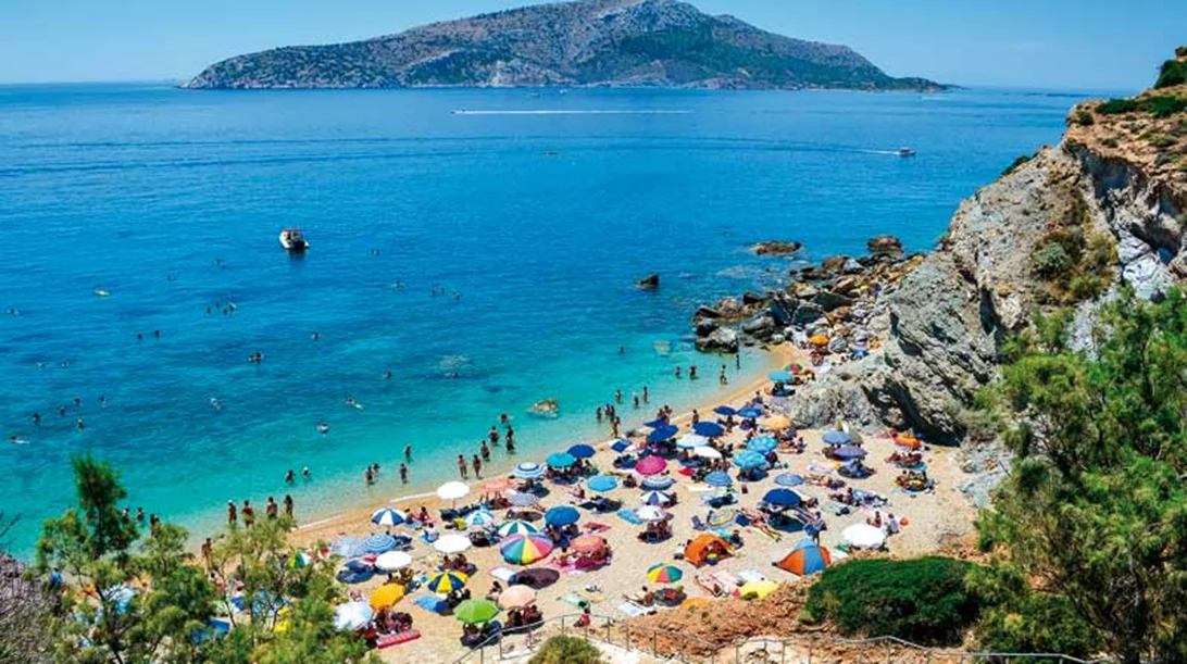 Κάναμε beach-safari στις ελεύθερες παραλίες της Αττικής  