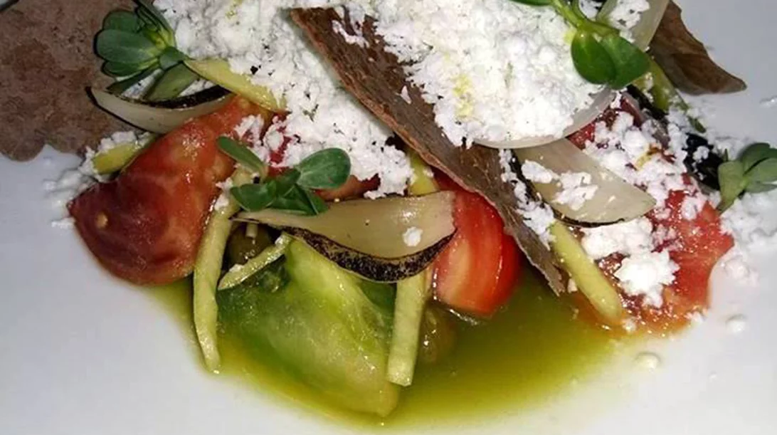 Μοντερνισμός με Άπω Ανατολή στο «Κάθε Πράγμα στον Καιρό Του»