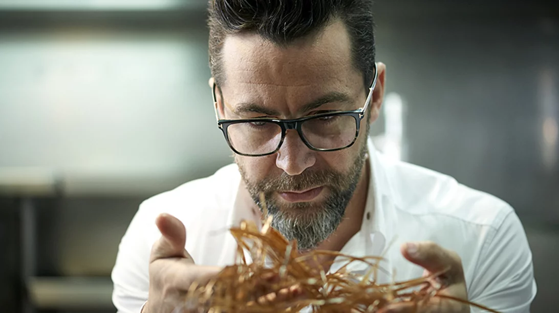 Ο τριάστερος Quique Dacosta για μια βραδιά στο «Kenshō» 