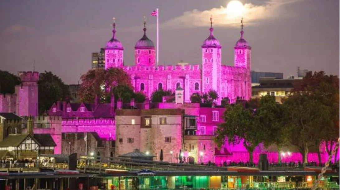 Το Παναθηναϊκό Στάδιο Ντύνεται στα Ροζ 