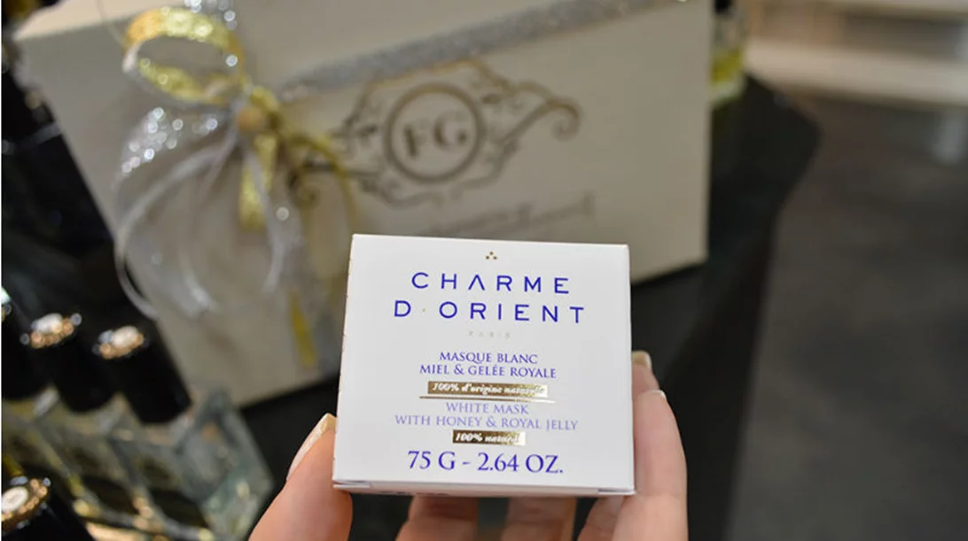 Charme d Orient Paris: Εκεί που η Ανατολή συναντάει τη δύση 