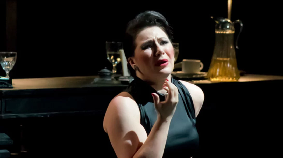 Έρχεται η «Τόσκα»!