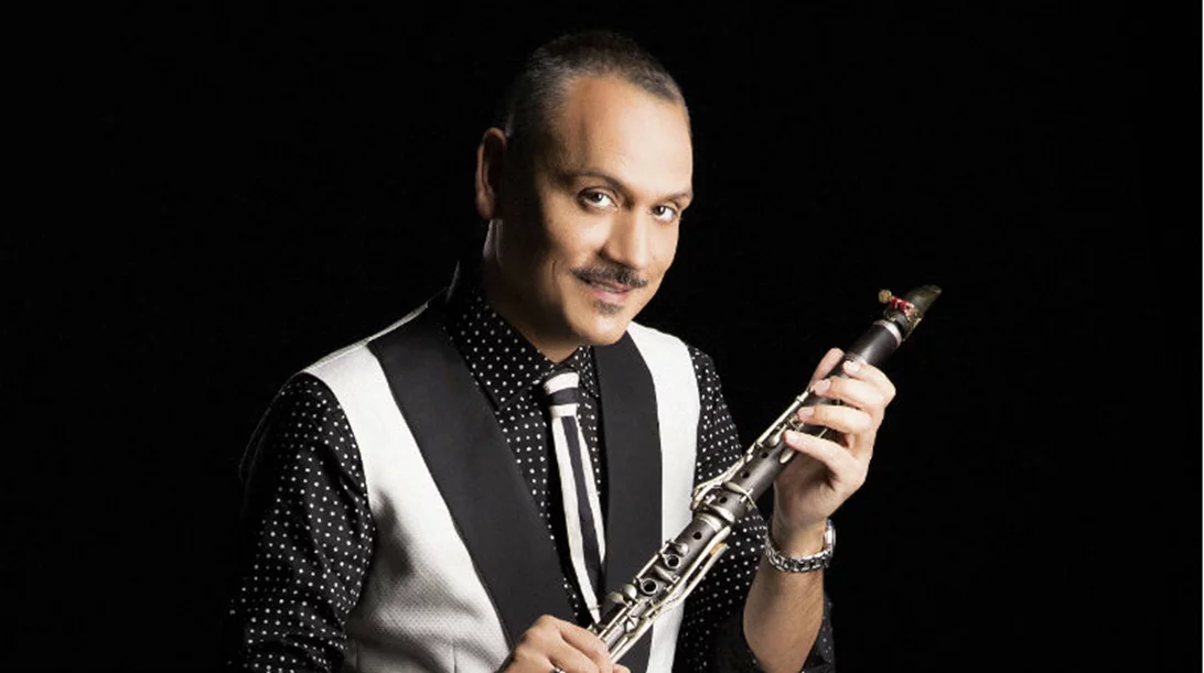 Η μουσική μπορεί ν’ αλλάξει τον κόσμο, λέει ο Θανάσης Βασιλόπουλος