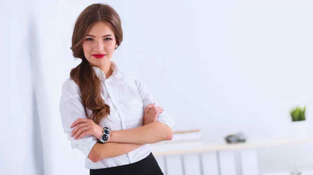 Happy Women’s Day: Τα 5 βασικά εργαλεία για ένα μακιγιάζ που αποπνέει θηλυκότητα και αυτοπεποίθηση 