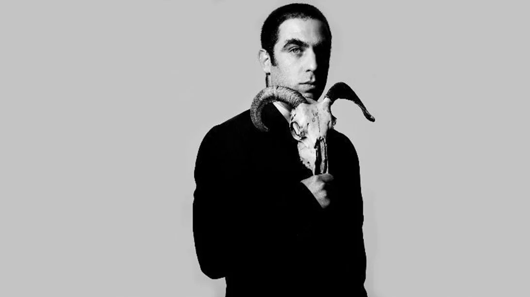 Άρης Μπινιάρης: «Οι Βάκχες είναι σαν τον έρωτα»