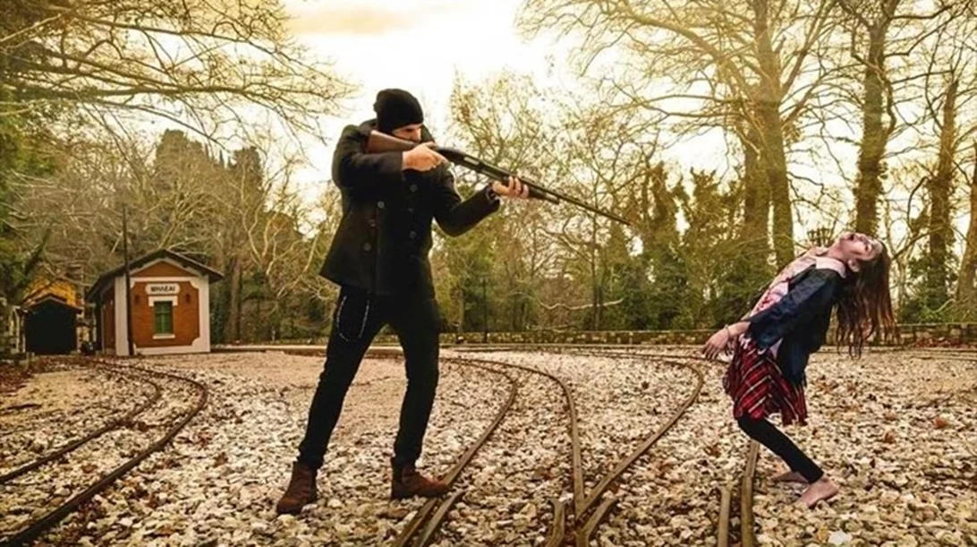 «The Walking Dead ART»: Αγώνας επιβίωσης ξεκινά στο υπόγειο του Ωδείου Αθηνών