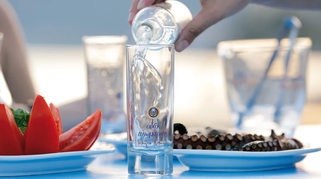 Δυνατές oυζο-αρμονίες