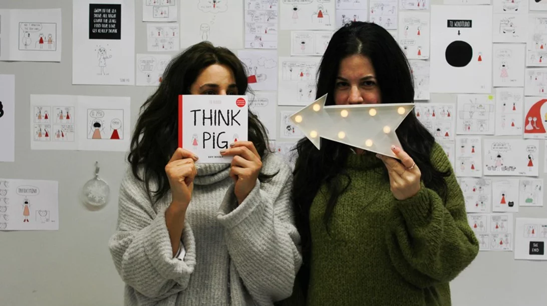 Ούτε Think big, ούτε Think pink, δύο κορίτσια στην Ηλιούπολη λένε Think Pig