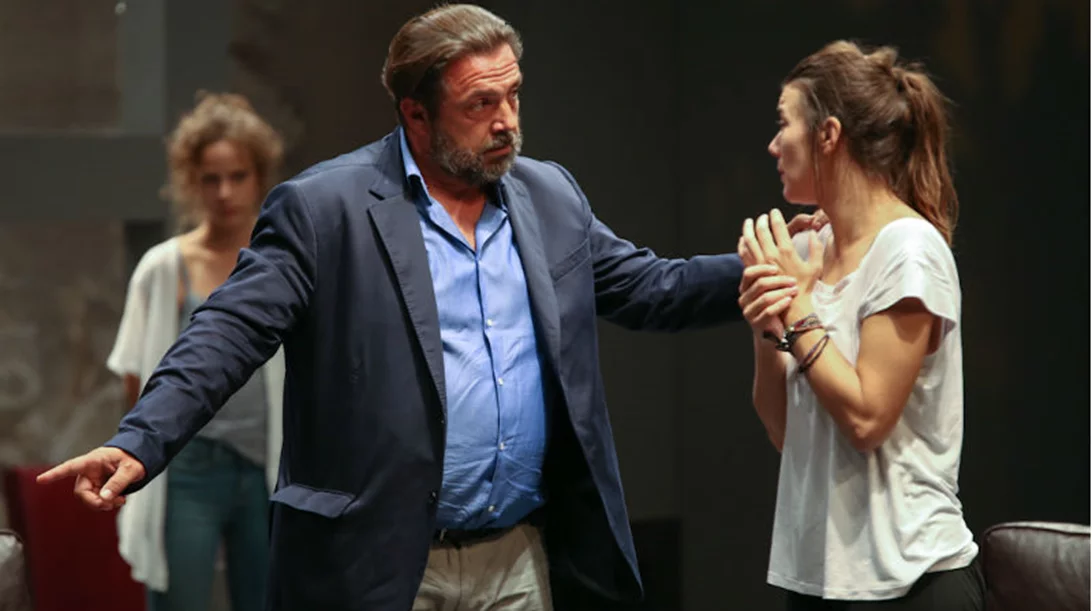 Νέος κύκλος παραστάσεων για το «Στέλλα κοιμήσου» 