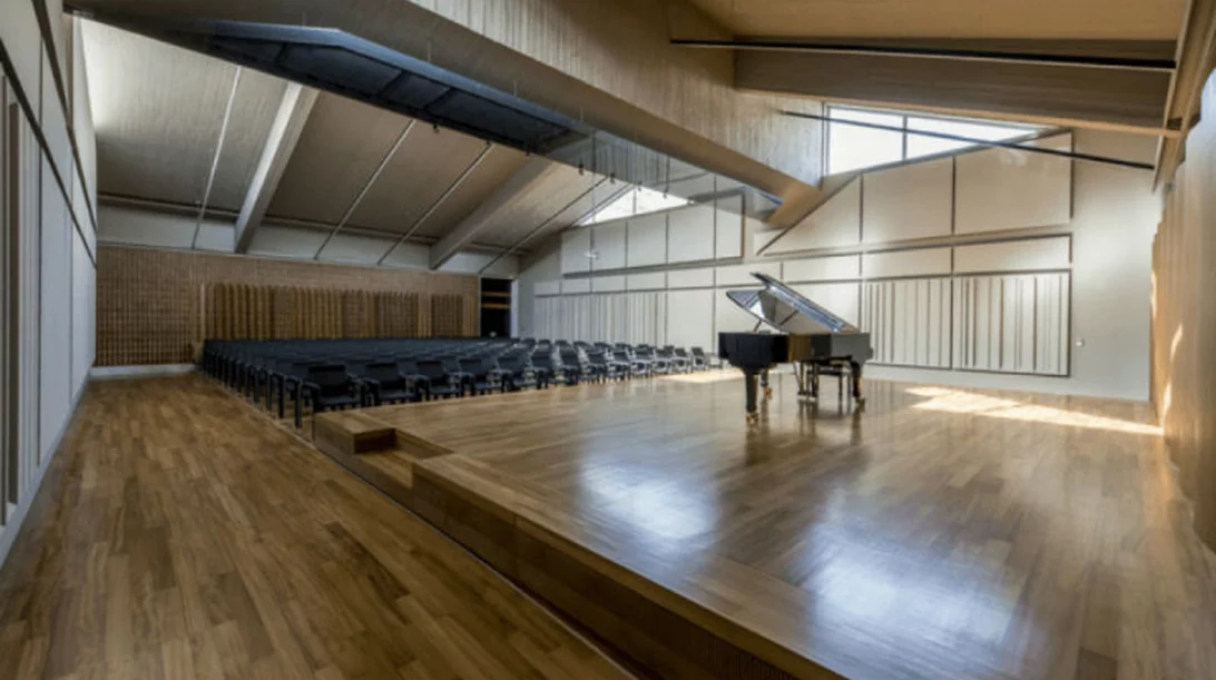 30 νέοι της ελληνικής κλασικής σκηνής αφιερώνουν στον Ντεμπυσί