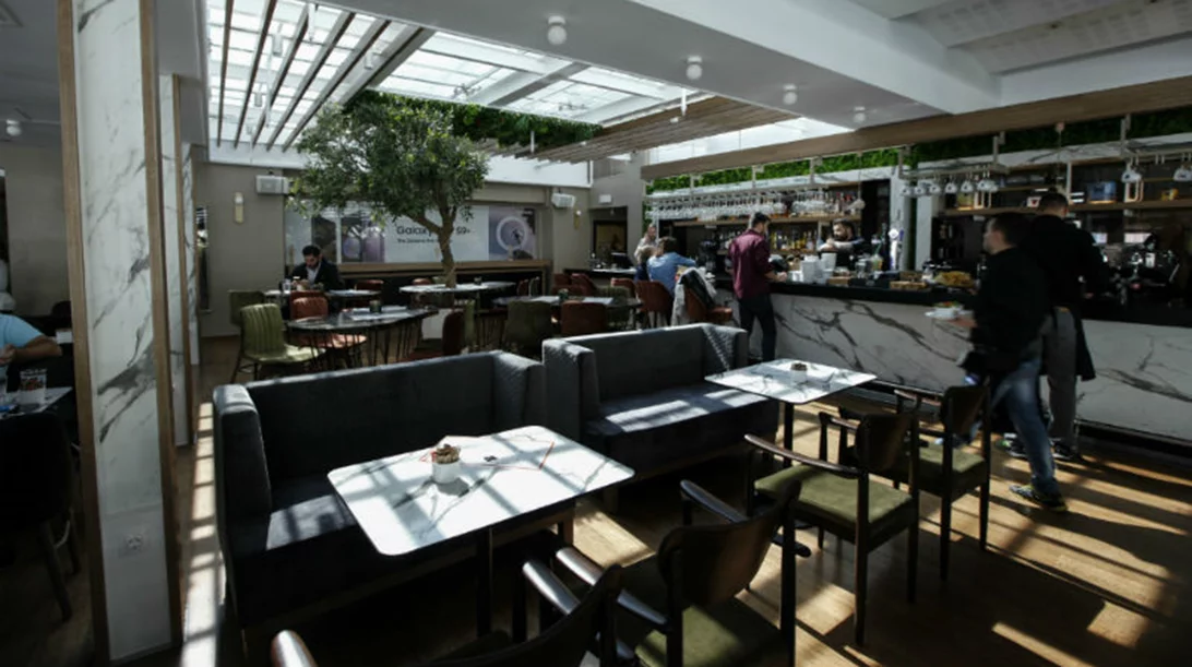 Το «Public Café» σερβίρει Τήνο