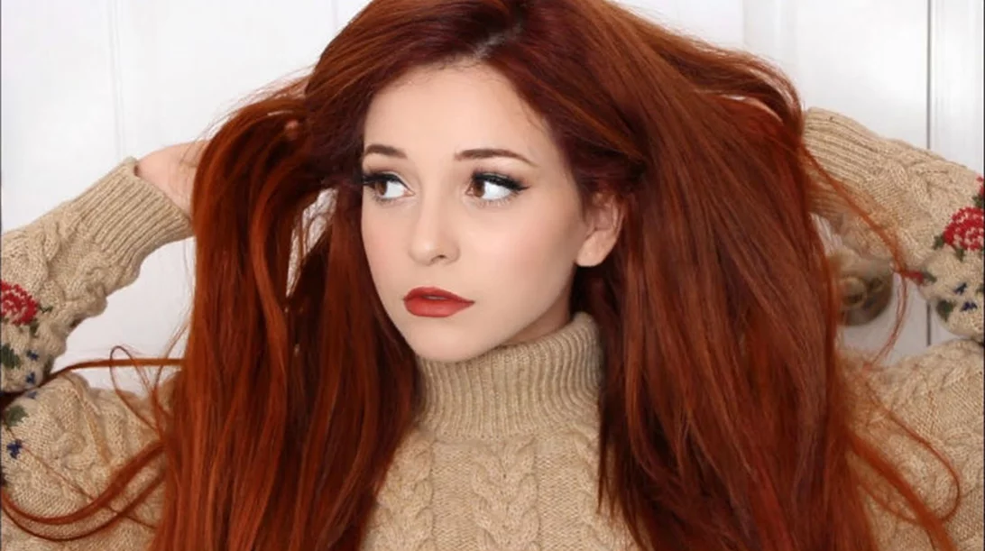 Red Alert: Η ώρα της κοκκινομάλλας 