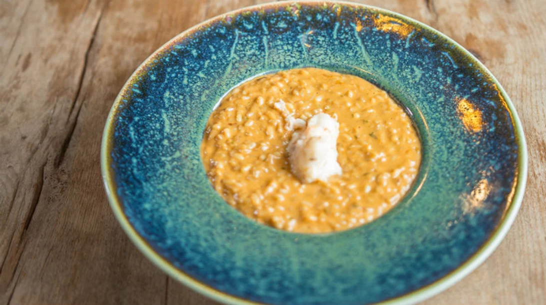 6 εστιατόρια που απογειώνουν τα ταξίδια μας ανά την Ελλάδα το φετινό χειμώνα