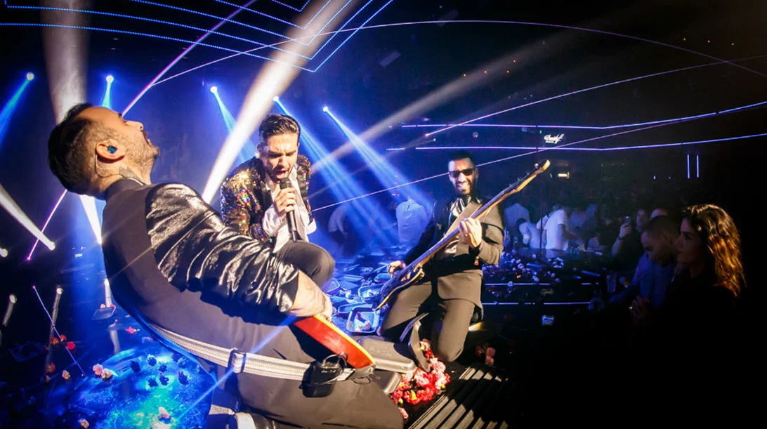 Τα party stages για ένα εκστατικό ρεβεγιόν Πρωτοχρονιάς