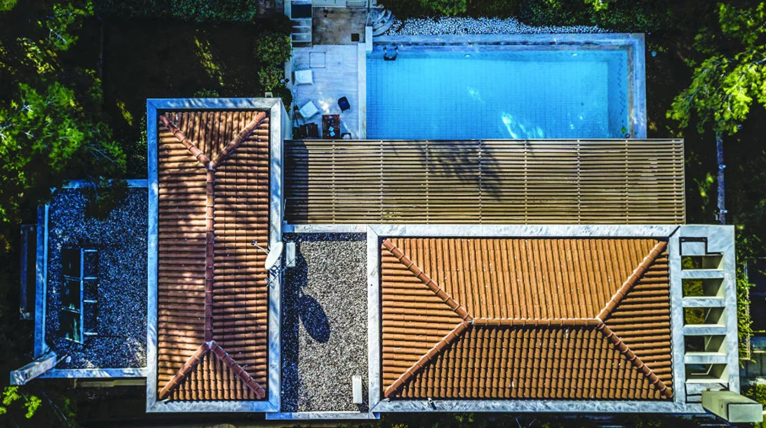 Μπήκαμε στο πρώτο YouTube House της Ελλάδας