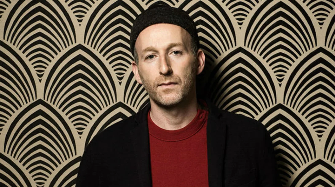 Ο Μικαέλ Χερς μιλάει για την «Αμάντα», την πολιτική και τον Έλβις που έφυγε…