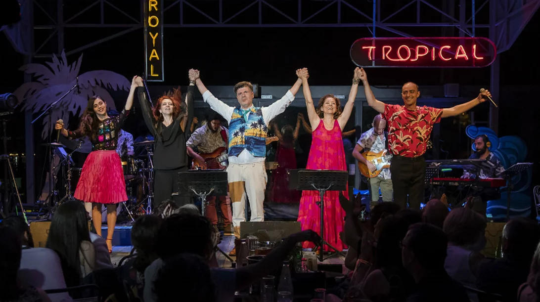 Το πρόγραμμα Ιουλίου αποκαλύπτει η «Ταράτσα του Φοίβου»