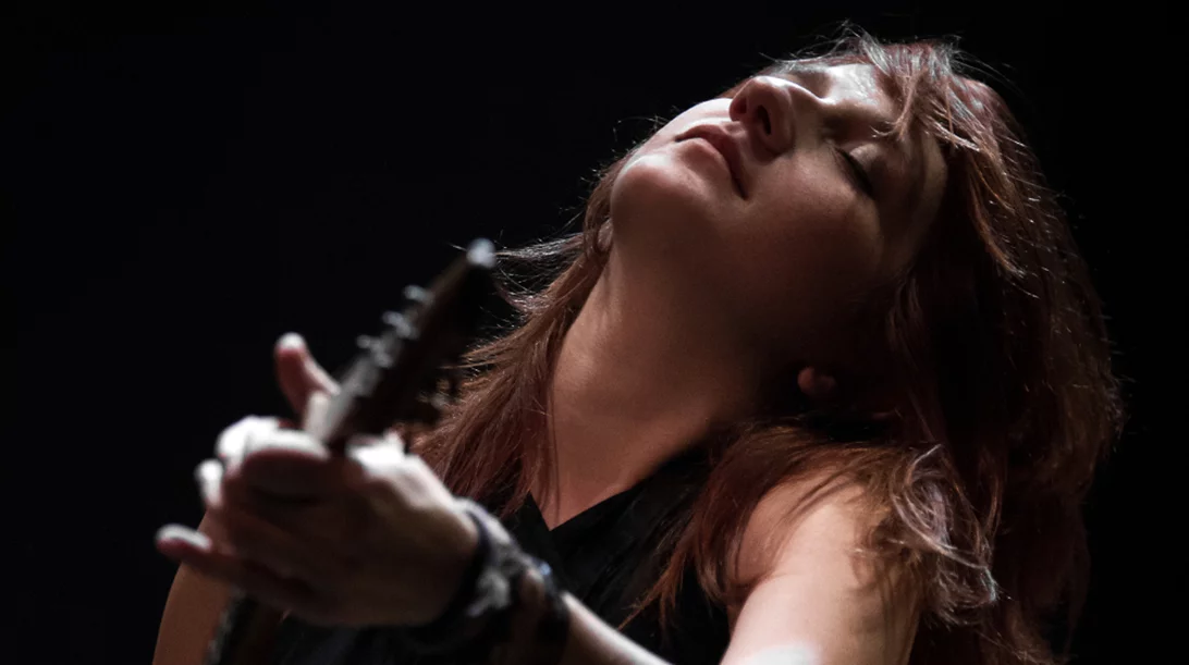 Η Μαρία Παπαγεωργίου πάει την τέχνη της πολύ ψηλά