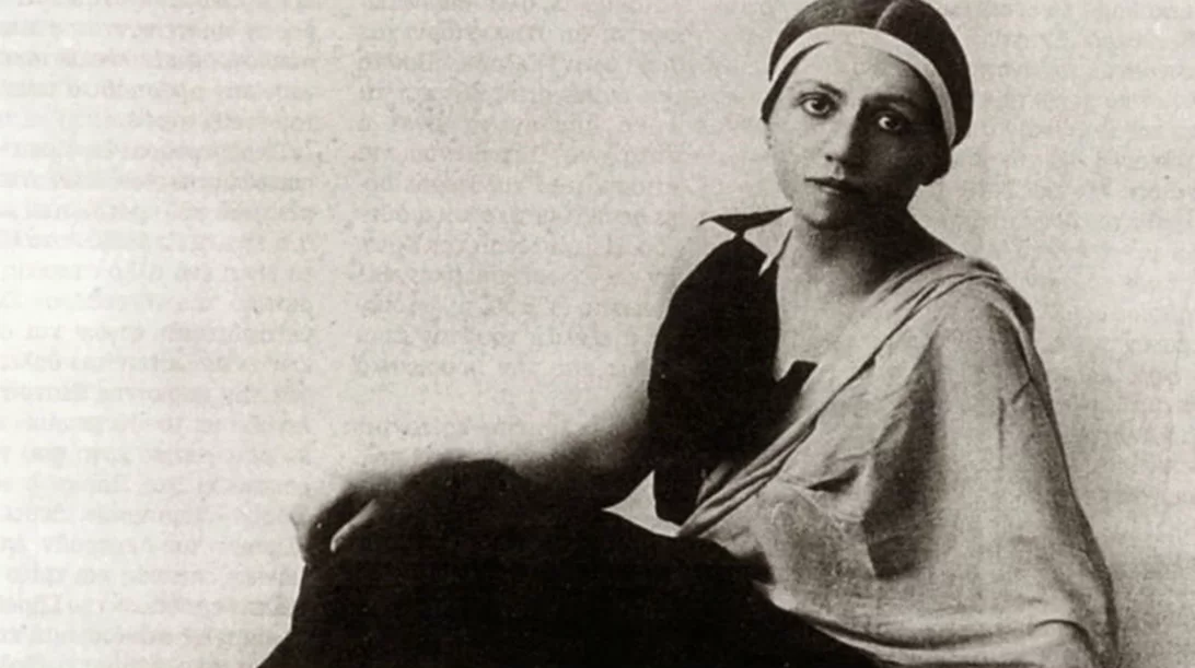 Η ζωή της Μαρίκας Κοτοπούλη στο θέατρο