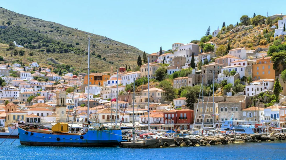 ANIMART: Το φεστιβάλ που στηρίζει τη νεανική καλλιτεχνική δημιουργία έρχεται για πρώτη φορά στην Ύδρα