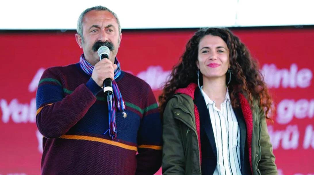 Δύο ντοκιμαντέρ για μια μικρή επανάσταση