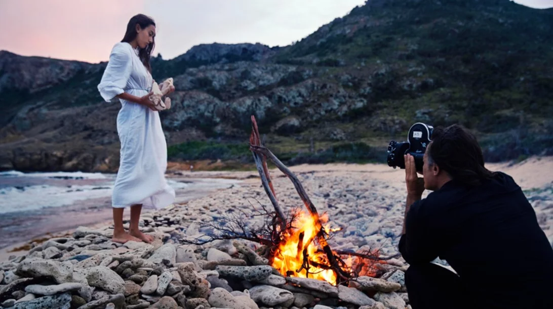Για ποιον οίκο ομορφιάς φωτογραφίζει ο Mario Sorrenti;