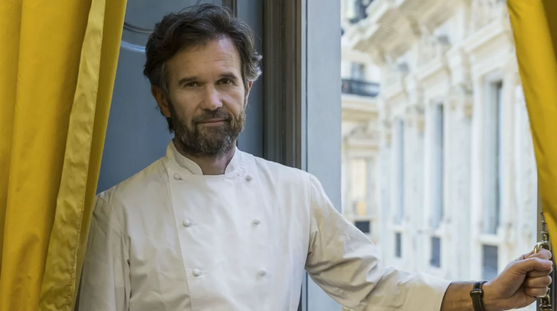 Carlo Cracco: Από την Galleria του Μιλάνου στους Χρυσούς Σκούφους Κύπρου