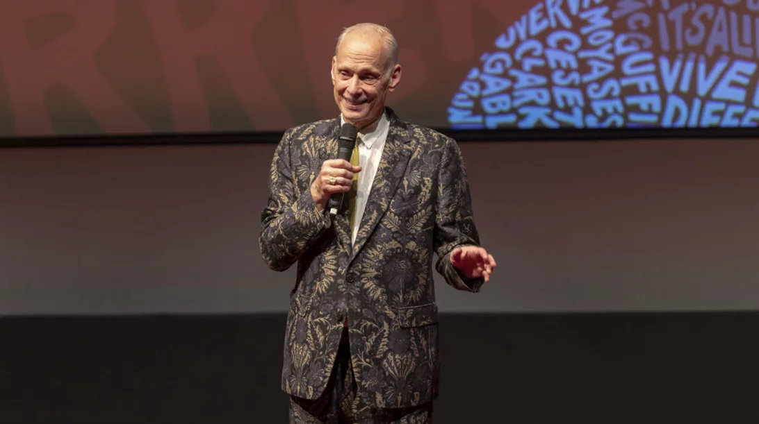 60ο Φεστιβάλ Θεσσαλονίκης: Είδαμε το βιτριολικό one-man show του Τζον Γουότερς