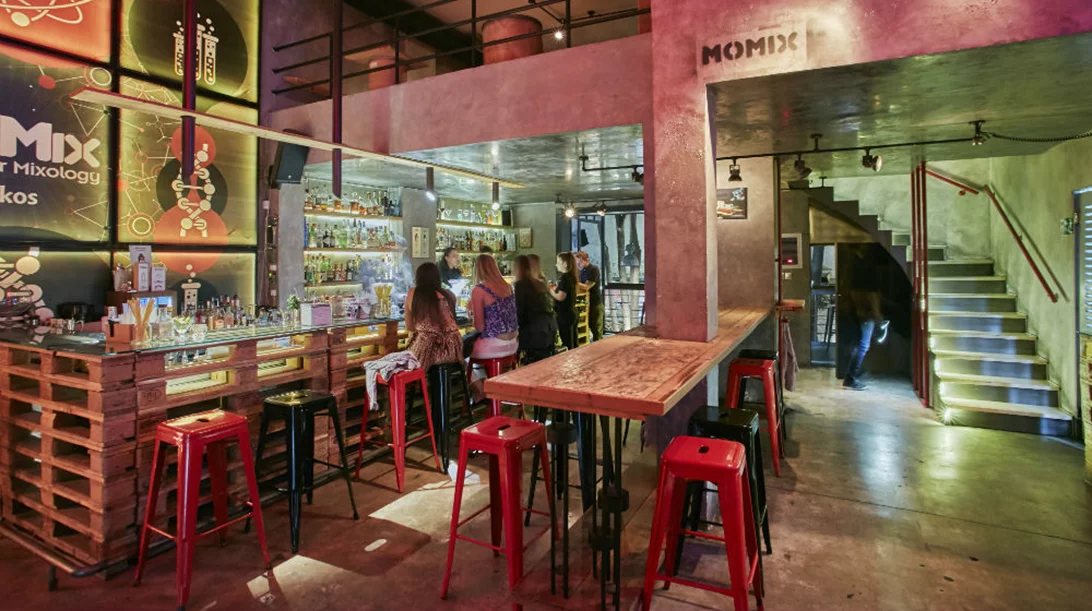 To Momix γιορτάζει με ένα μεγάλο γενέθλιο πάρτι 