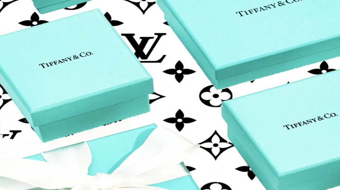 Η LVMH αποκτά την Tiffany & Co