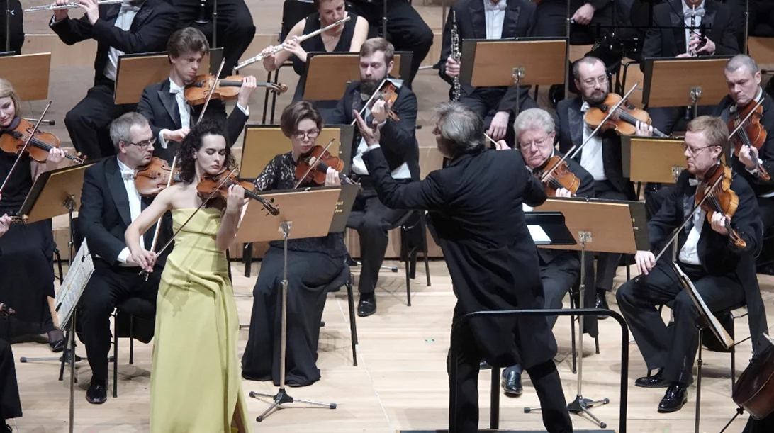 Μαθήματα ερμηνείας έργων του Τσαϊκόφσκι από εκλεκτούς Ρώσους μουσικούς