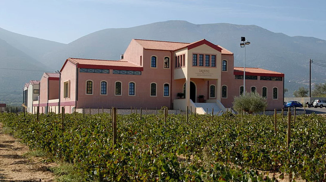 Ο Μέγας Οίνος του Γιώργου Σκούρα γιορτάζει τα 30ά του γενέθλια