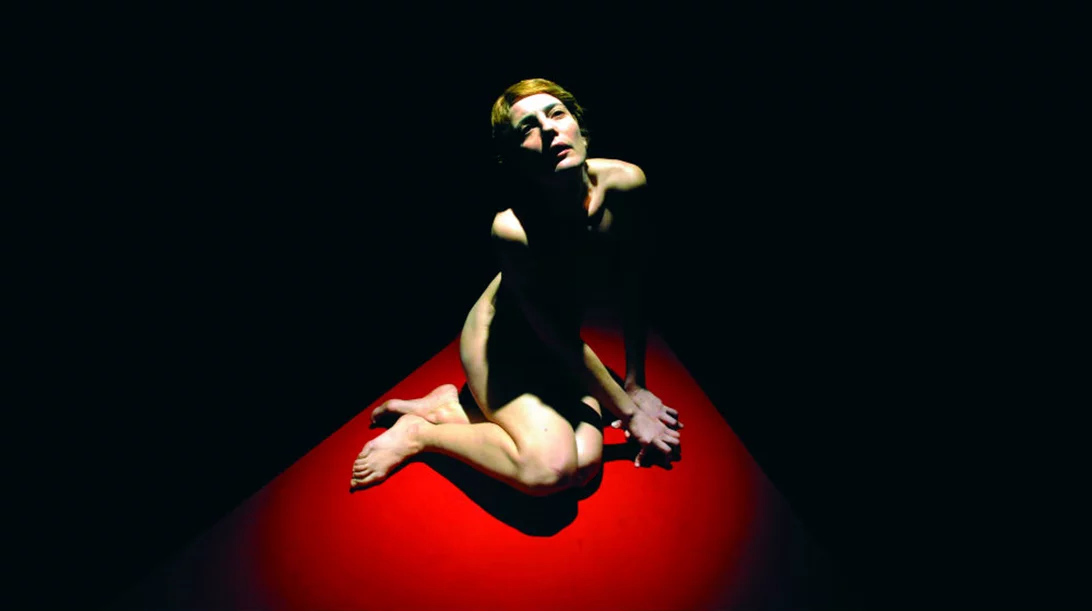 Μεταμεσονύχτιος Κάφκα στο Από Μηχανής