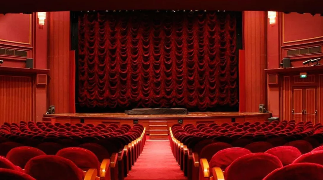 Νομοθετικές αστοχίες του Υπουργείου Πολιτισμού αξίας 27,5 εκ. ευρώ καταγγέλλει η Πανελλήνια Ομοσπονδία Θεάματος Ακροάματος