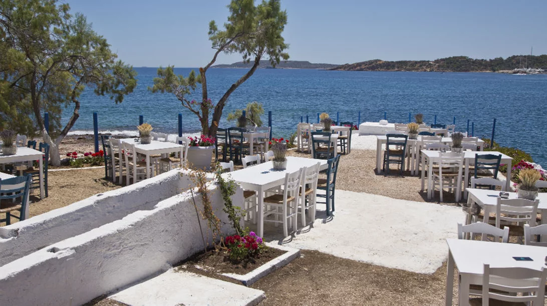 Σαρδελάκι με... νέα θέα πάνω στη θάλασσα