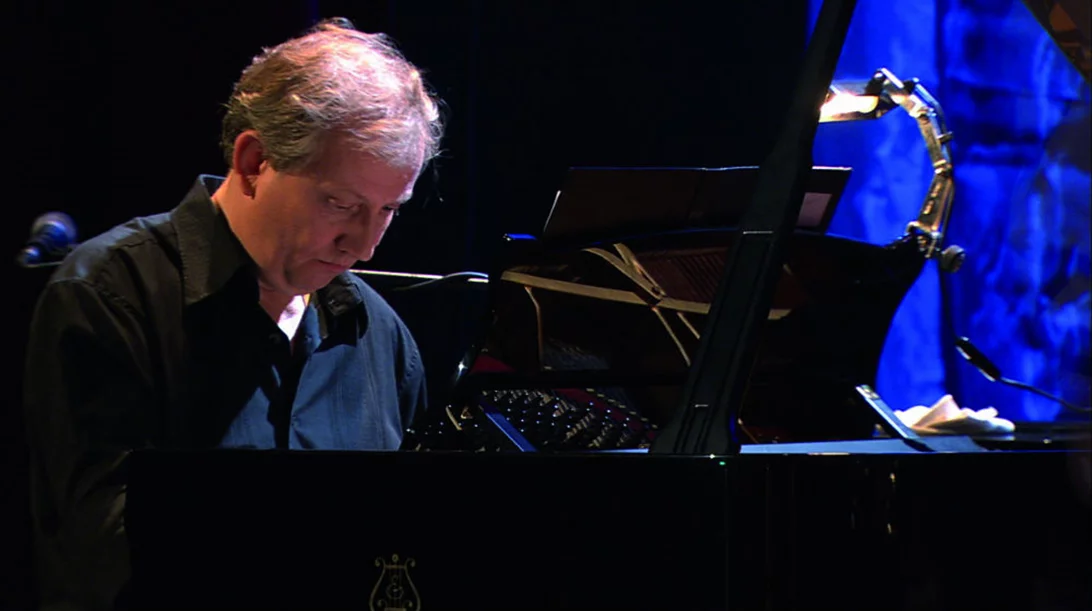 40 χρόνια μουσικός αγώνας για την ευχαρίστηση από τον Wim Mertens | Updated