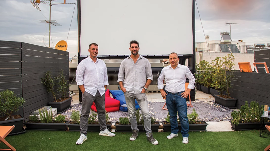 Stellar street food & movies: Μπήκαμε στο πεντανόστιμο pop-up θερινό diner