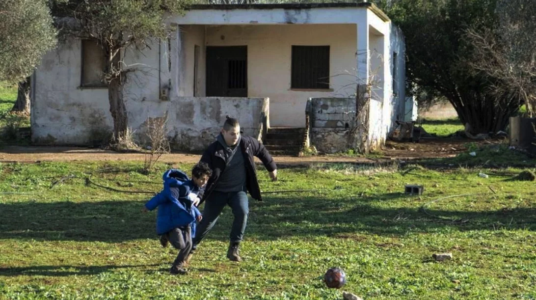  Athens Streaming | Ταινιάρες απ’ το Φεστιβάλ Θεσσαλονίκης, υψηλά ραδιοφωνικά ντεσιμπέλ και φιλοσοφικές βόλτες με τον Τριαρίδη