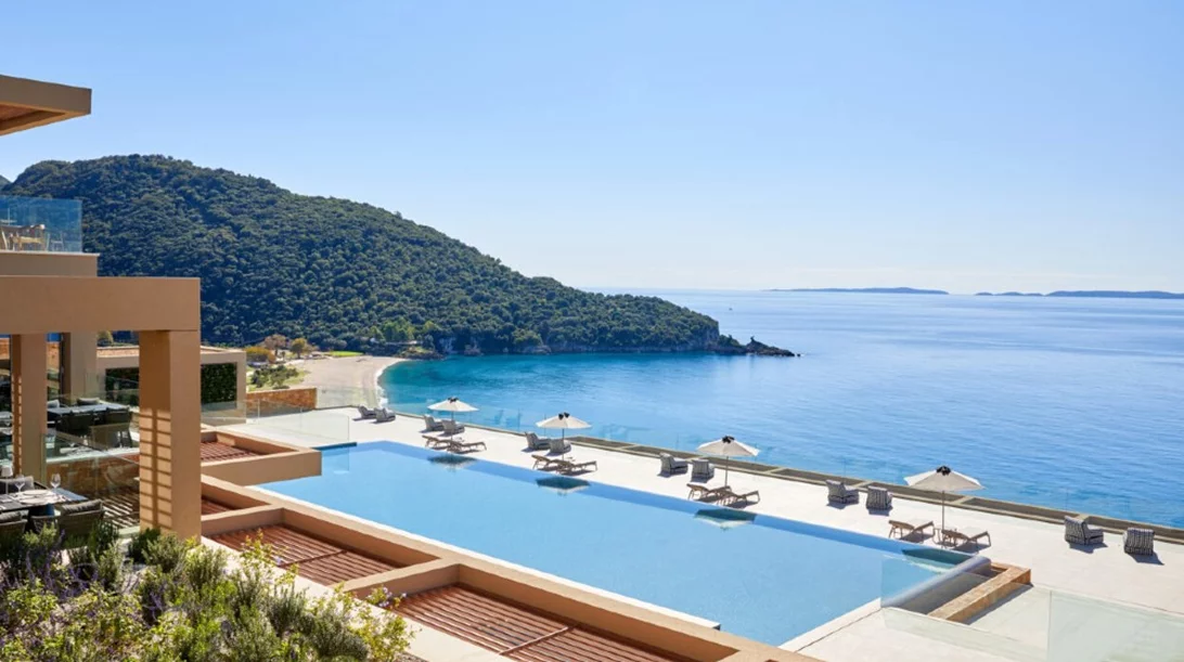 MarΒella Elix: Ξενοδοχείο πέντε αστέρων ανοίγει παράθυρο στα νερά της Ηπείρου