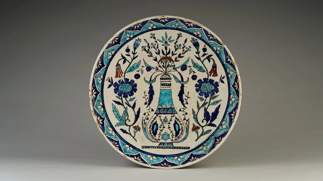 Τα κεραμικά της Κιουτάχειας είναι μια πρώτης τάξεως ευκαιρία να διαβάσουμε την ιστορία πριν τη Μικρασιατική Καταστροφή