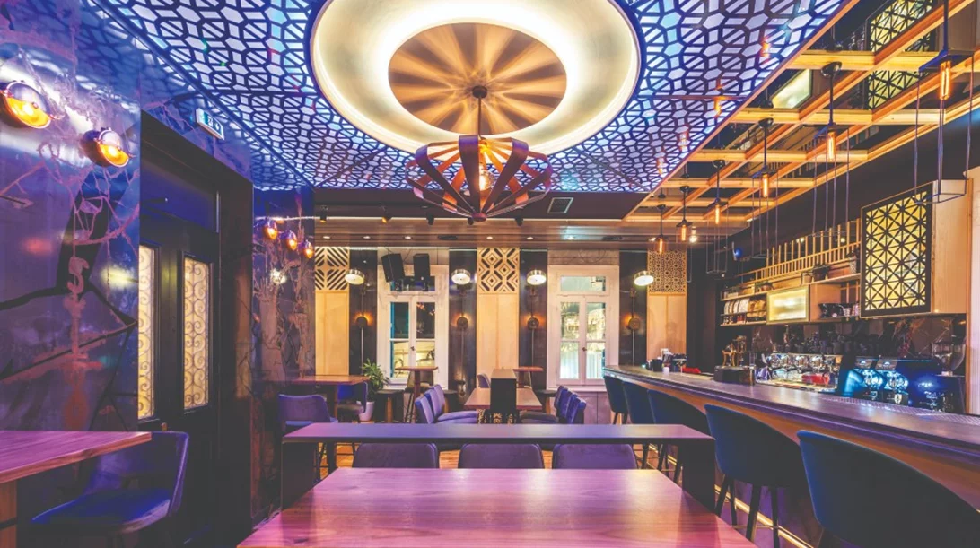 Insider's guide σε μια Λευκάδα να την πιεις στο ποτήρι!